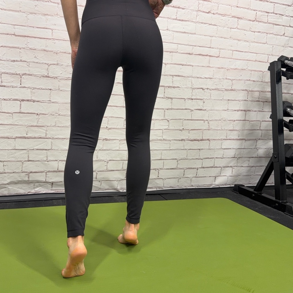 lululemon athletica Like New Charcoal Black Leggings Size 2